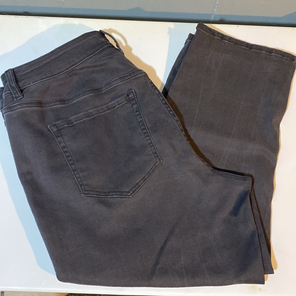 Lane Bryant Button Fly Capris - Picture 1 of 8